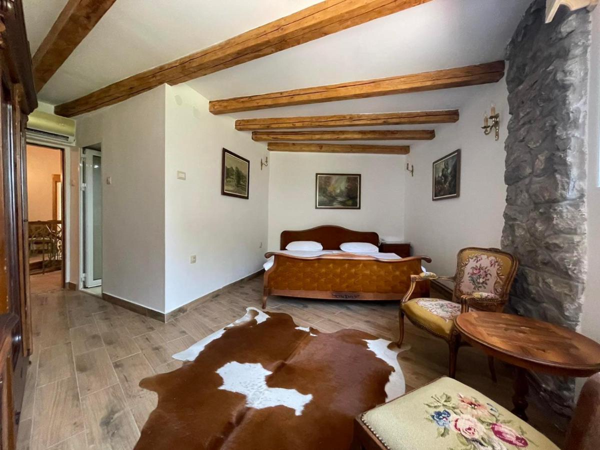 Garni Hotel Oblacinsko Jezero Oblacina Kültér fotó