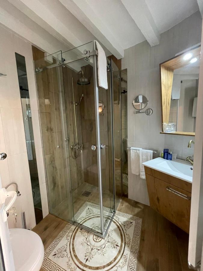 Garni Hotel Oblacinsko Jezero Oblacina Kültér fotó