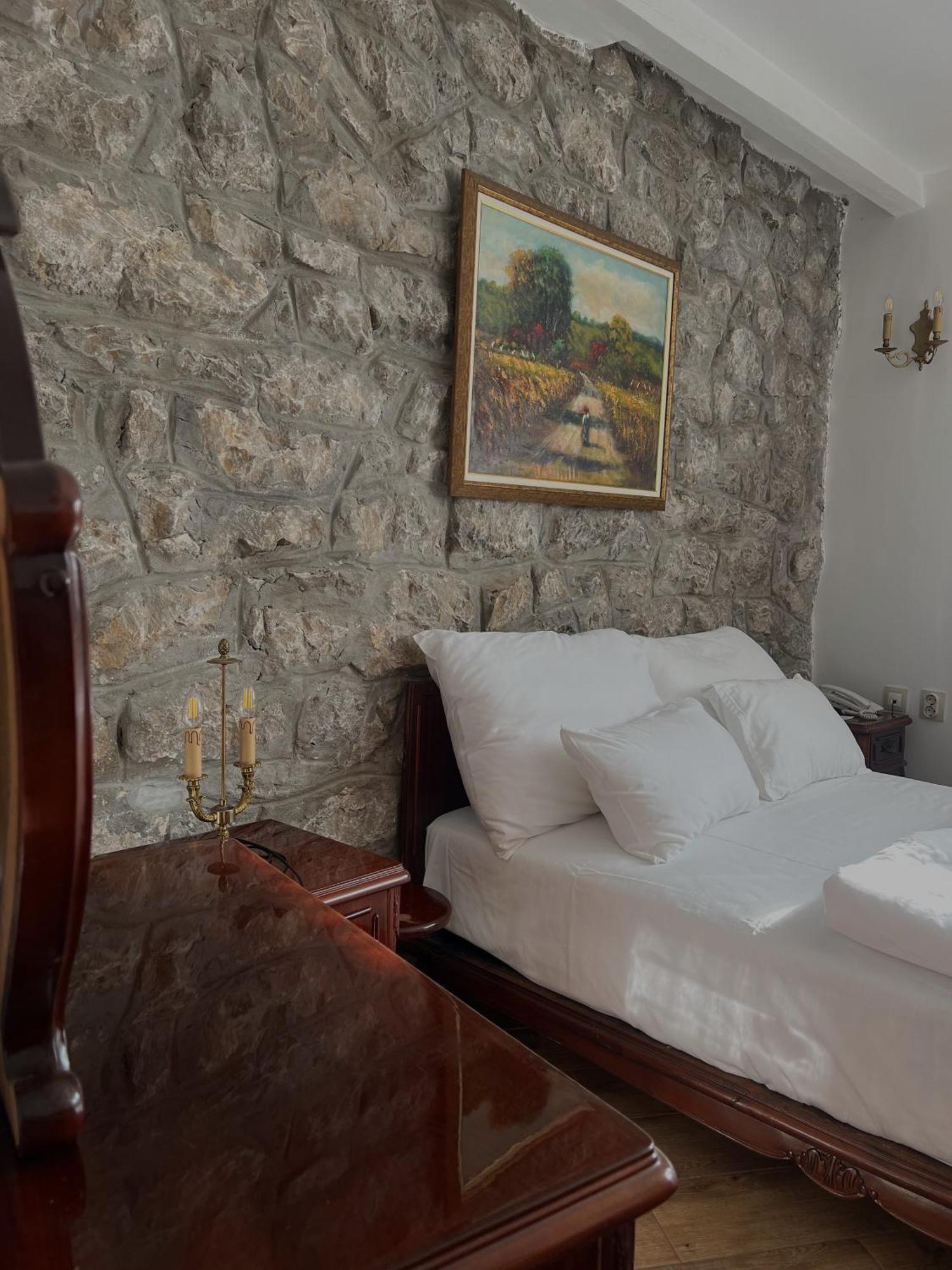 Garni Hotel Oblacinsko Jezero Oblacina Kültér fotó