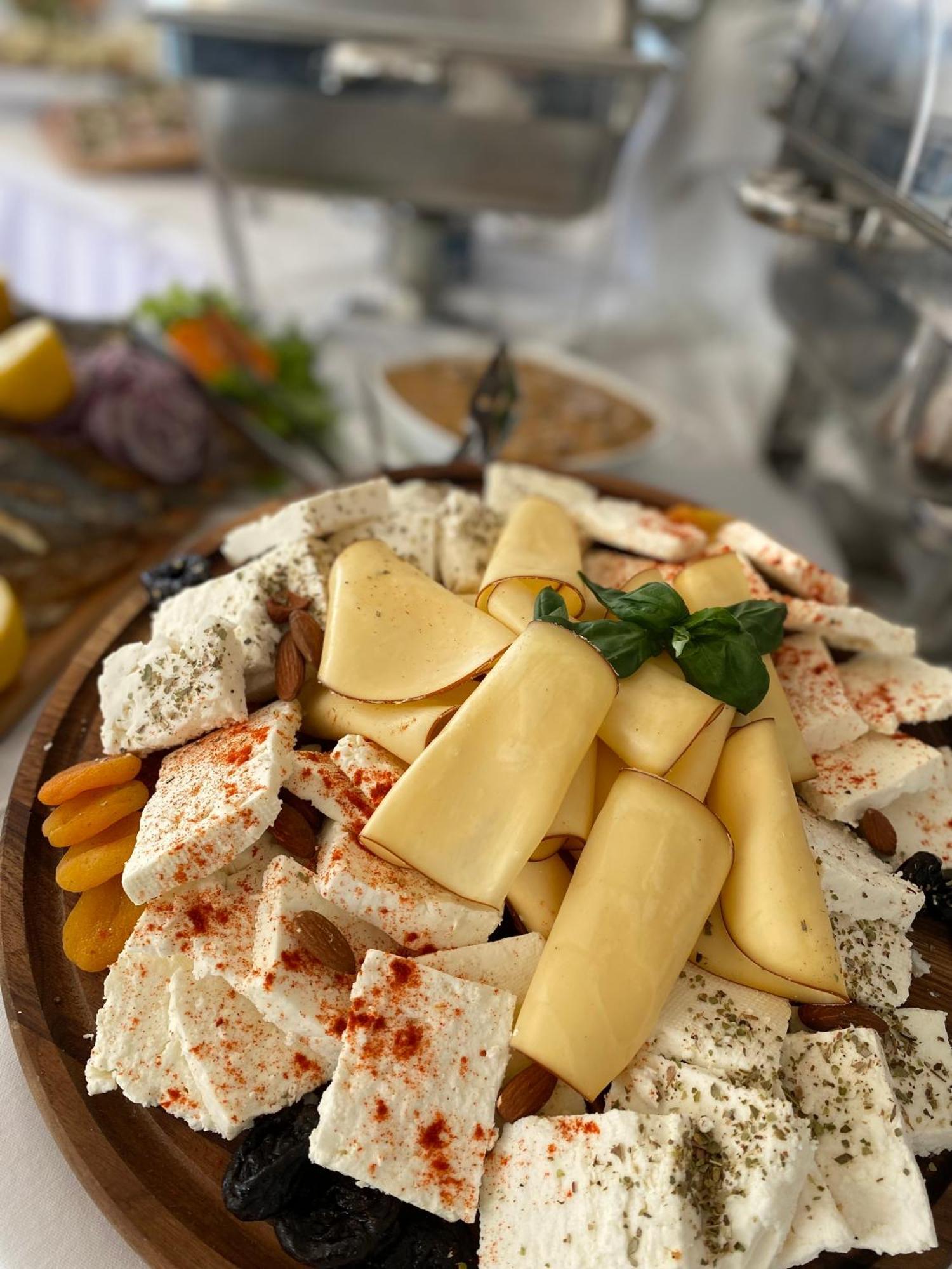 Garni Hotel Oblacinsko Jezero Oblacina Kültér fotó